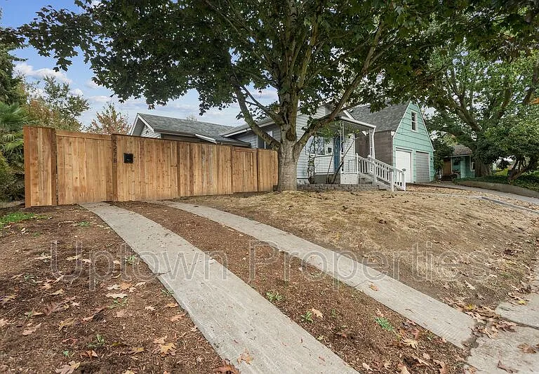 927 N Watts St #UNITA — Photo 5
