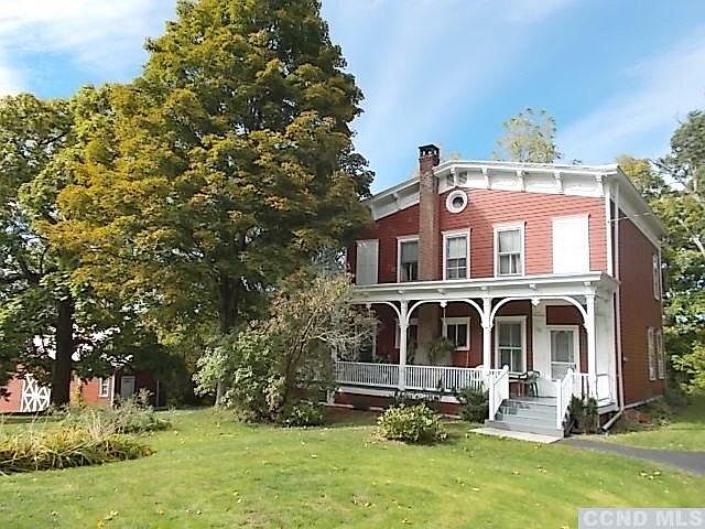 2nd image of 135 Vosenkill Rd