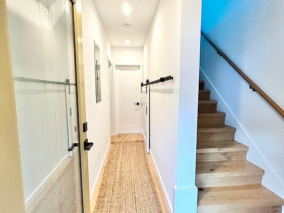 4th image of 752 San Bruno Ave