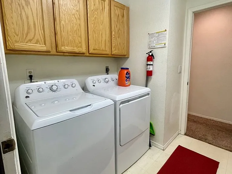 57 E Mohawk Dr — Photo 15