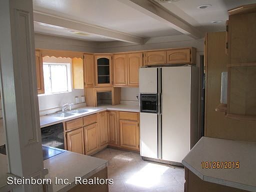 4th image of 2900 W Union Ave