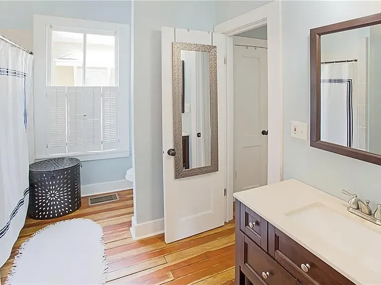 1136 Montauk Ave — Photo 10