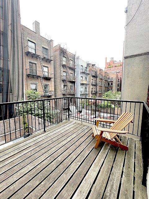 1st image of 313 W 100th St #7