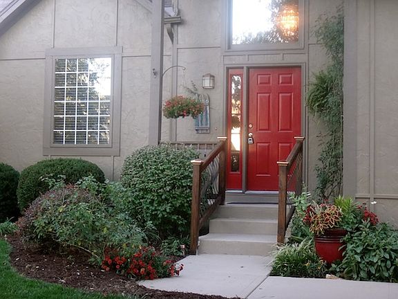 2nd image of 4742 Noble St