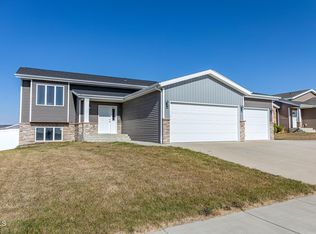3452 Doubleday Dr, City of bismarck, ND 58503