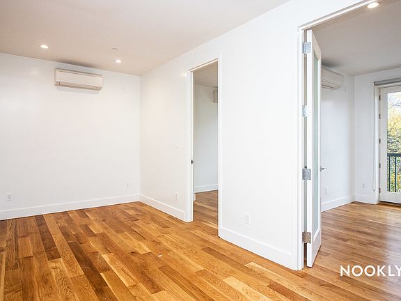 2nd image of 657 Quincy St #3D