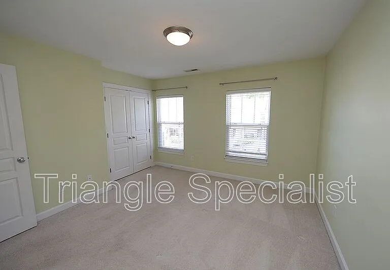 8811 Orchard Grove Way — Photo 10