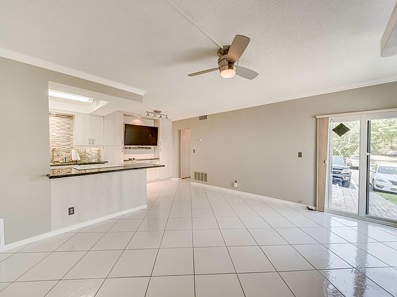 4th image of 234 Hibiscus Ave APT 174