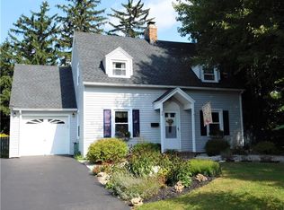 24 Brooklea Dr, Rochester, NY 14624