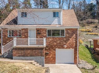 1717 Sillview Dr, Pittsburgh, PA 15243