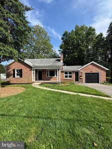 3330 E Prospect Rd, York, PA, 17402