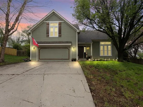 1550 Dover Ct, Liberty, MO 64068