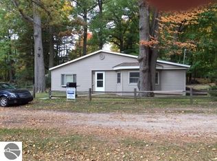 431 North St, Traverse City, MI 49685