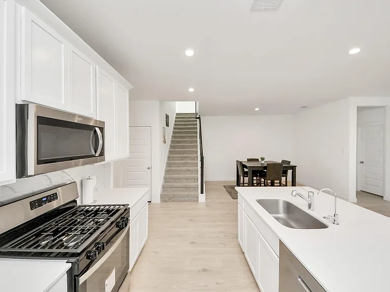 31771 Margaret Woods Ln — Photo 8