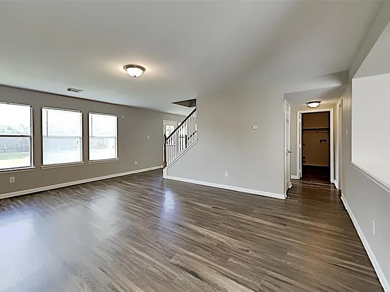 15406 Lynford Crest Dr — Photo 4