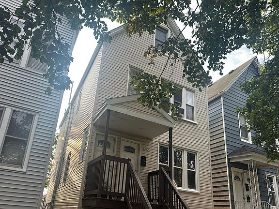 3rd image of 2827 S 48th Ct
