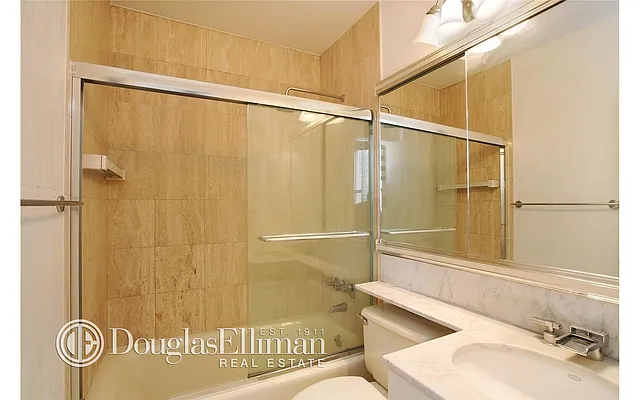 Rented by Douglas Elliman | media 14