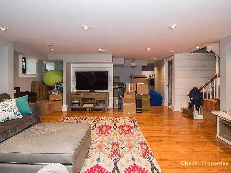 Cypress St — Photo 6