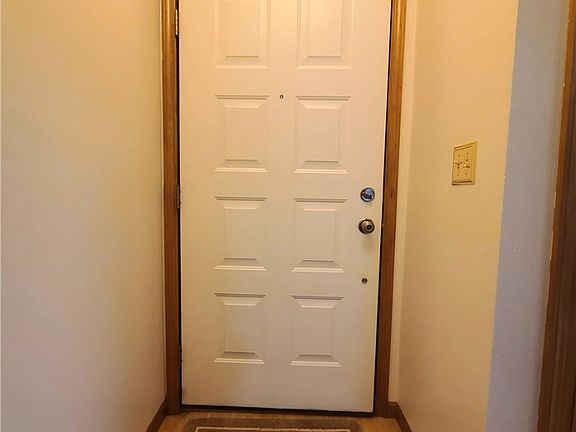 3rd image of 5627 Cobblegate Dr