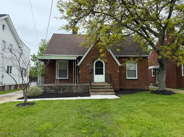 22561 Chardon Rd, Euclid, OH 44117