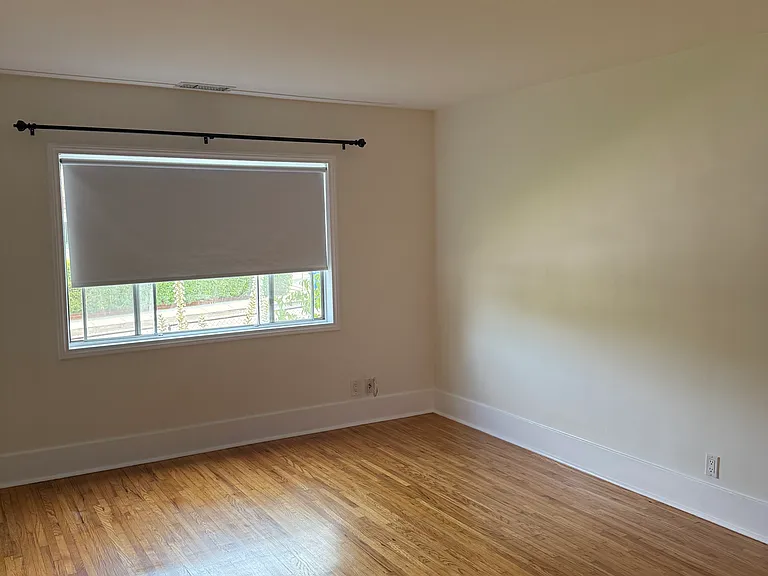 1620 N Avenue 55 — Photo 9