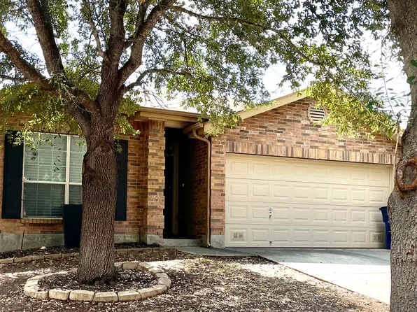 2444 Medina Dr, New Braunfels, TX 78130