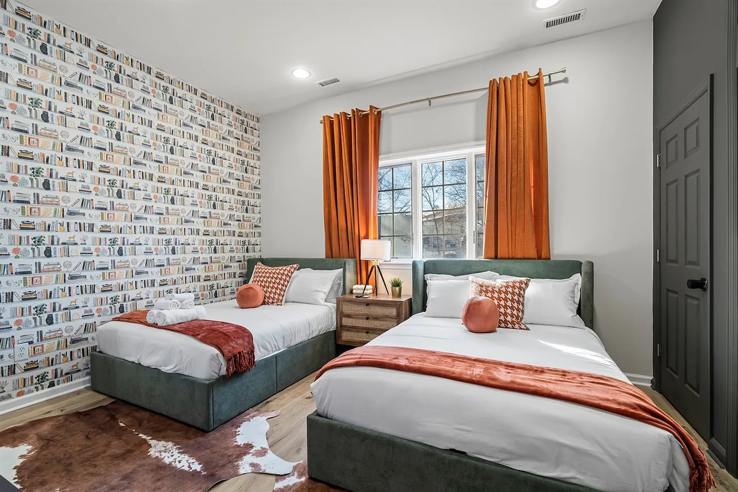 3 bed, 1.0 bath, $8,277 — Photo 4