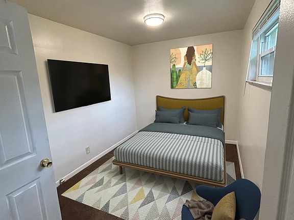 5th image of 3918 N Clerose Cir APT 3