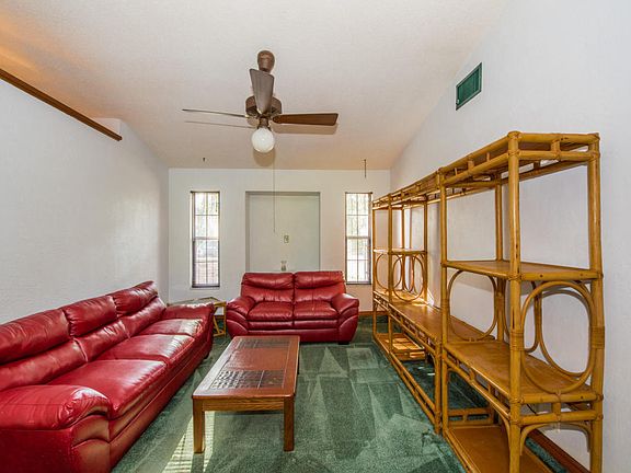5th image of 804 Banbury Dr