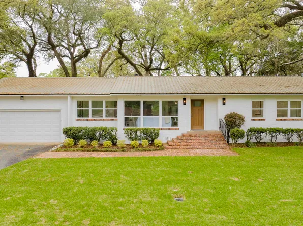 380 S Church St, Fairhope, AL 36532