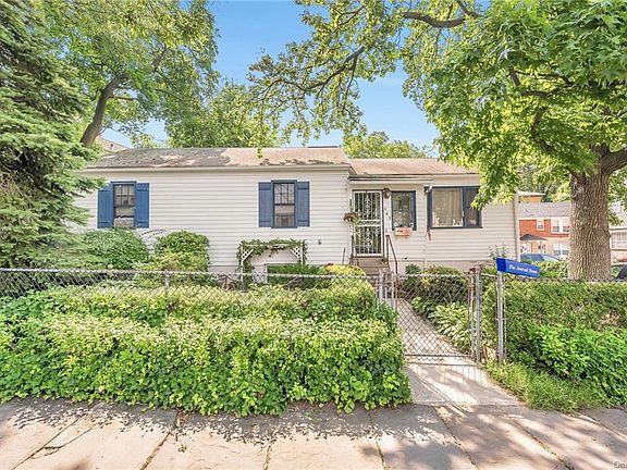 2nd image of 145 Crescent Pl