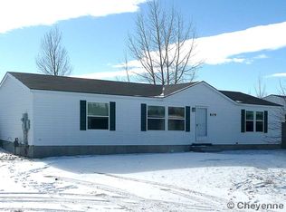 809 Gopp Ct, Cheyenne, WY 82007