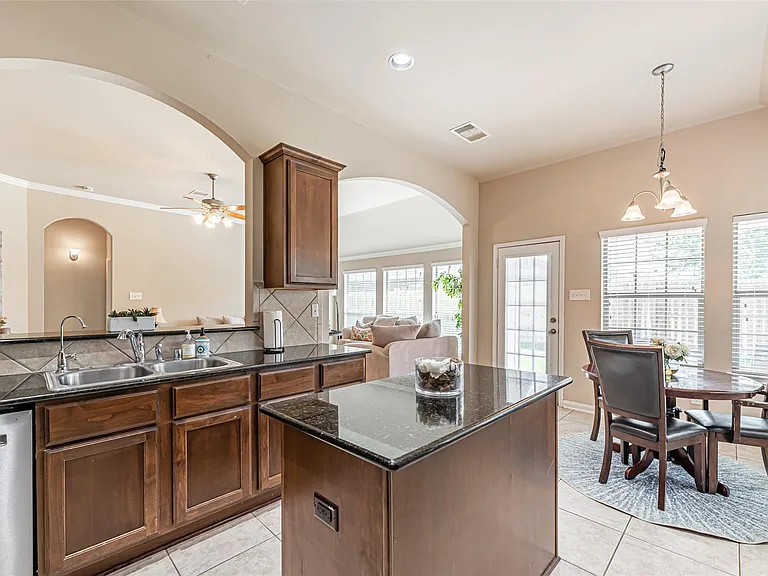 119 Emerald Loch Ln — Photo 15