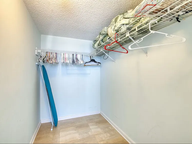 601 1st St S #7A — Photo 7