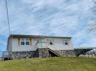396 Strope Rd, Burgettstown, PA 15021