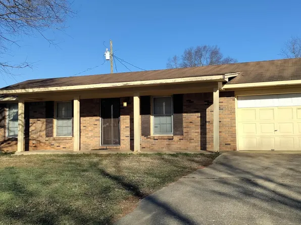 105 McClint St, Athens, AL 35611