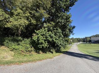 1091 Heathwood West Dr, Cookeville, TN 38506