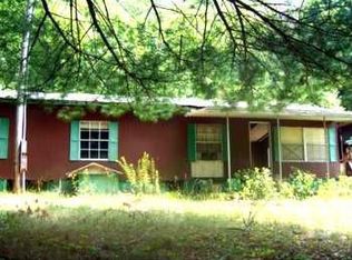 848 Barefoot Rd, Hiawassee, GA 30546