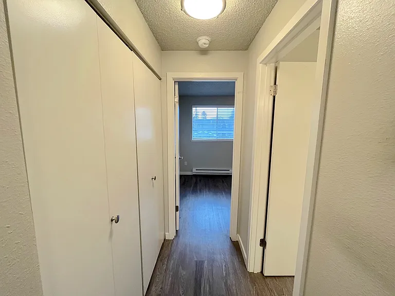 Northview Terrace — Photo 25