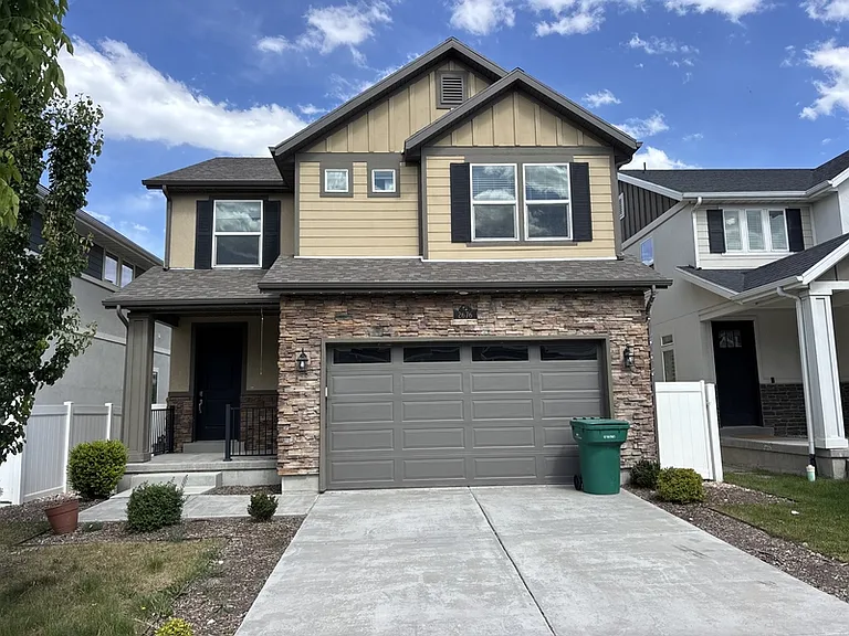 2676 N Heston Park — Photo 1