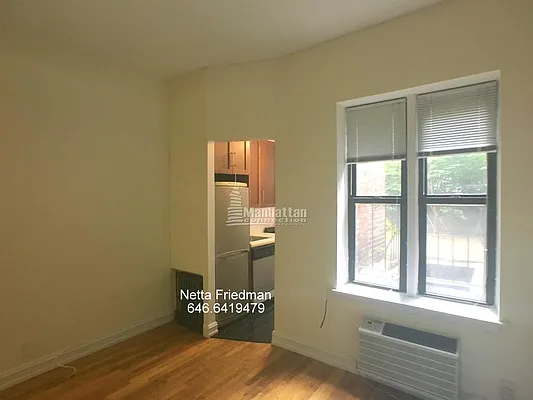 Rented by Manhattan Connection | media 1