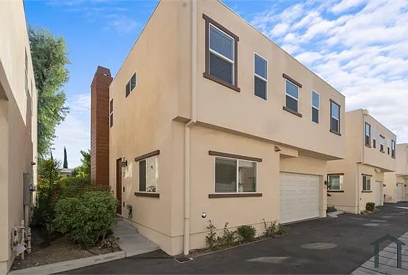 9237 Wakefield Ave — Photo 21