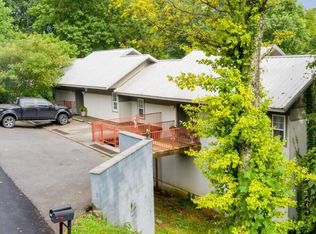 541 Johnson Ln APT 1, Gatlinburg, TN 37738