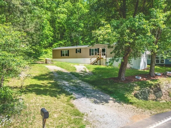 1380 Highway 472, Manchester, KY 40962
