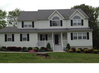 50 Rick Ln, Cortlandt Manor, NY 10567