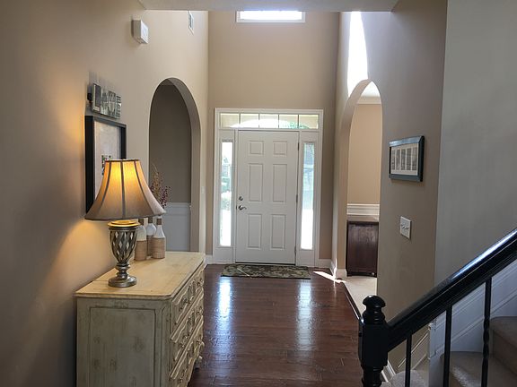 Vaulted Entryway