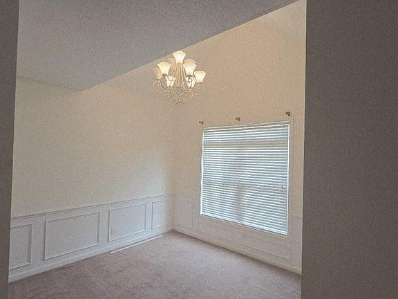 5th image of 471 Lombardi Ct