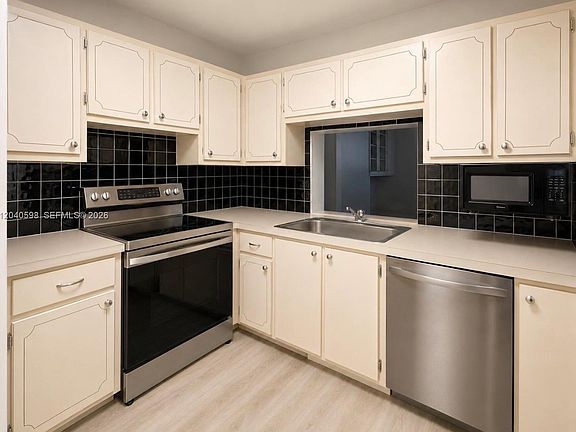 3rd image of 1893 S Ocean Dr APT 601