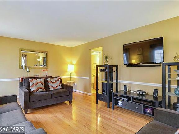 5th image of 19901 Spur Hill Dr