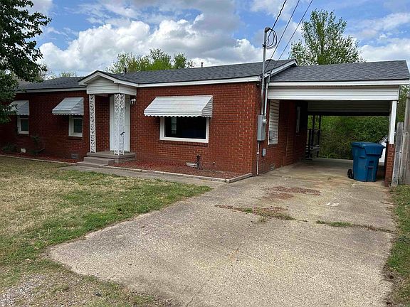 2nd image of 1022 Sulphur Springs Rd